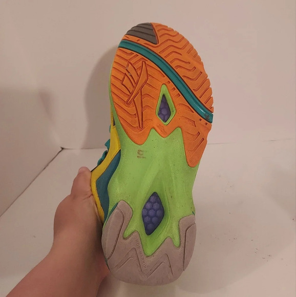 Nerf x Reebok Kamikaze II “Backboard Breaker” GX0664 in Size 4 - Picture 13 of 15